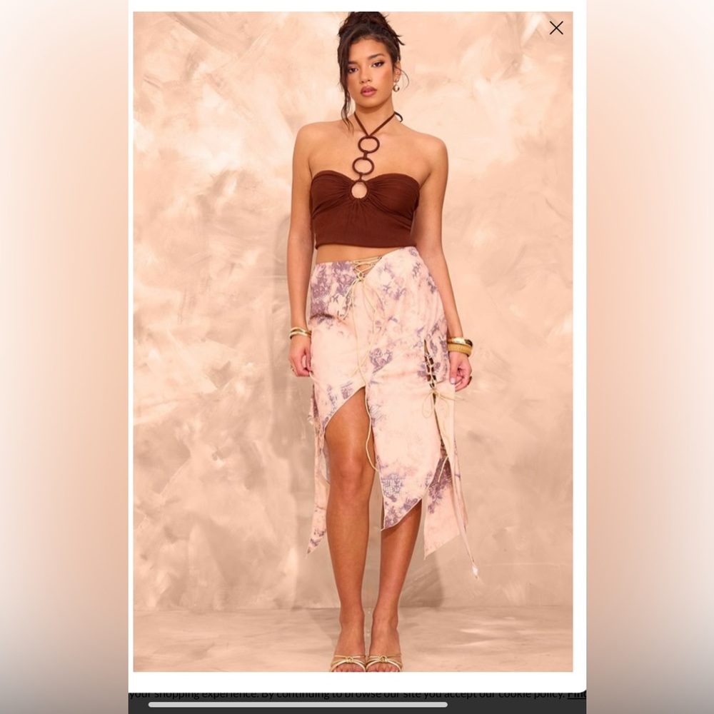 NWT pretty little thing, cream printed handkerchief Hem lace midi skirt